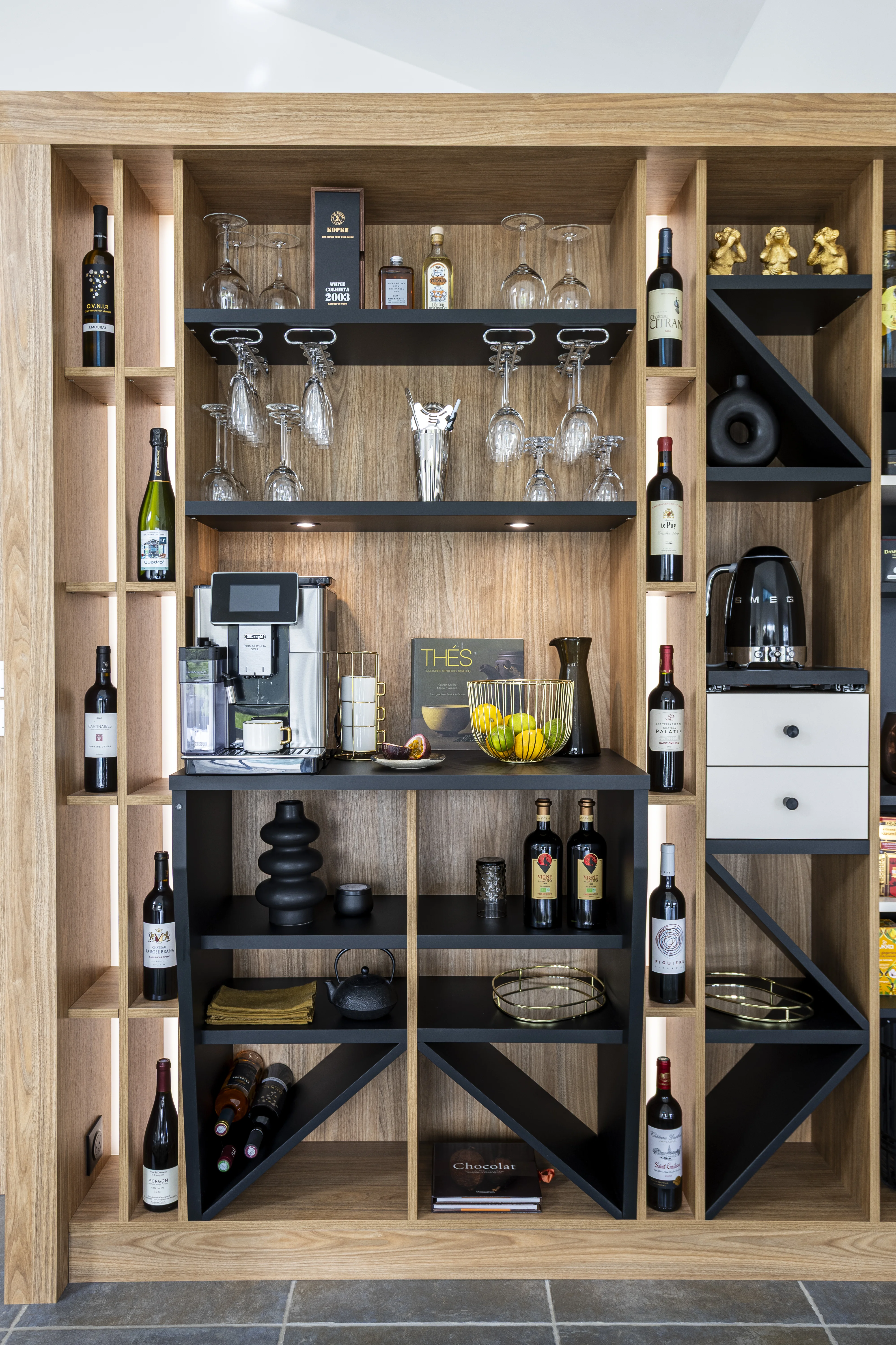 Meuble barista et cave à vin sur mesure à Arras – Convivialité et design par Quadro