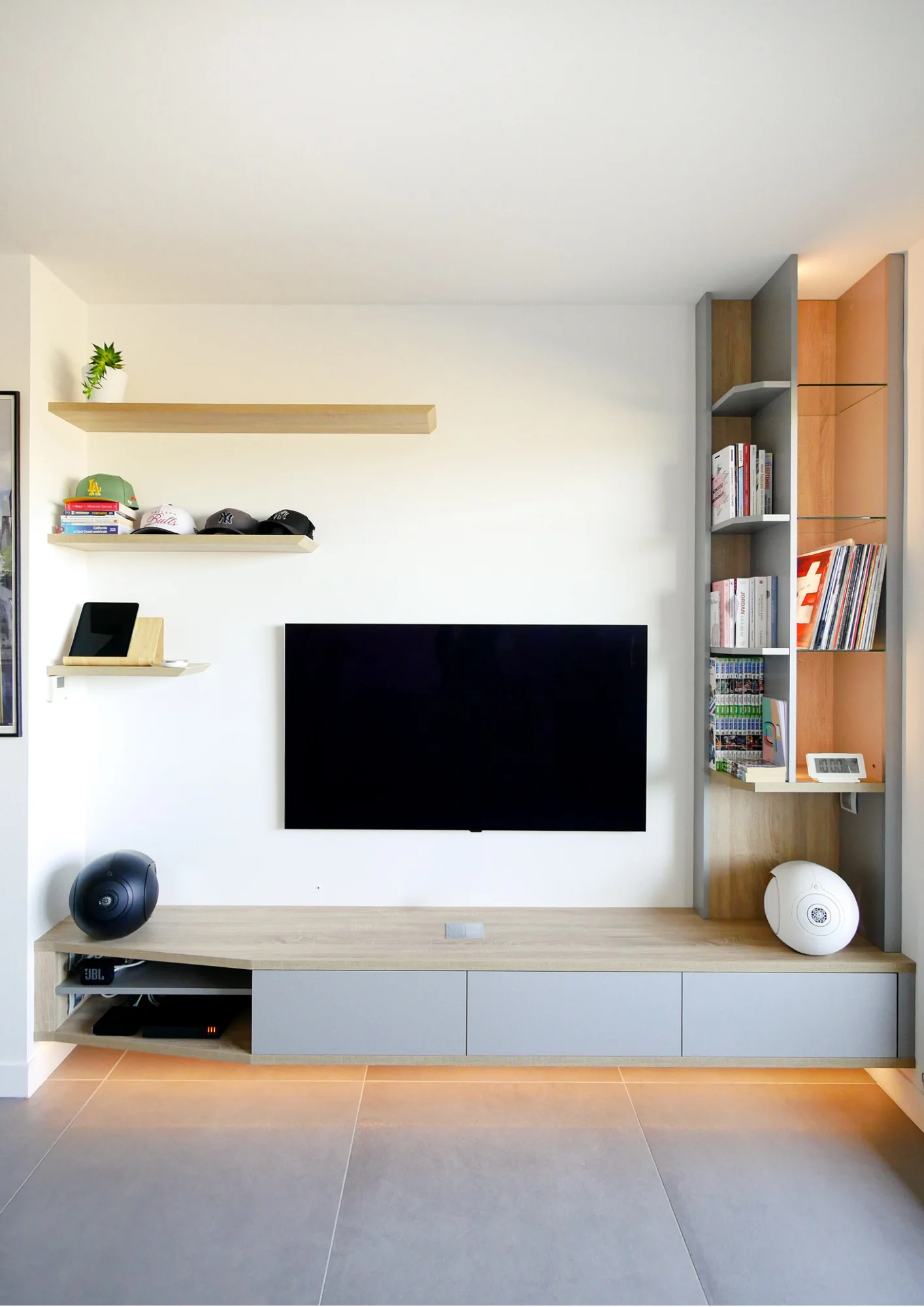 CRÉER UN ESPACE TV ÉPURÉ ET FONCTIONNEL ?