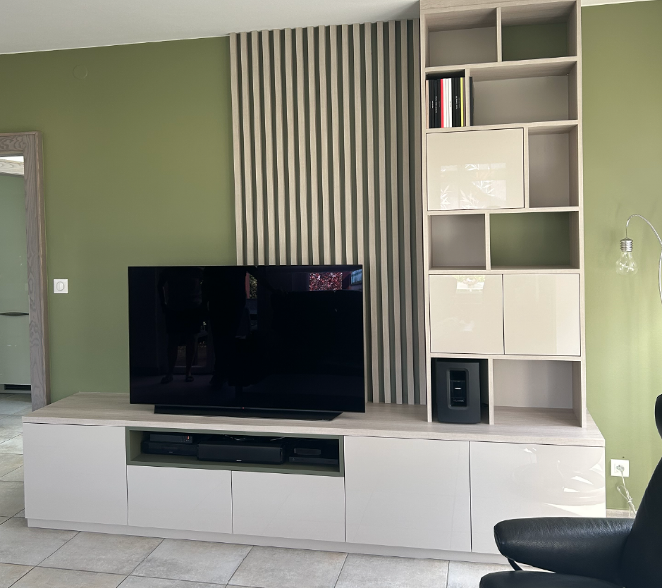 Meuble TV sur mesure à Village-Neuf (Haut-Rhin, 68)
