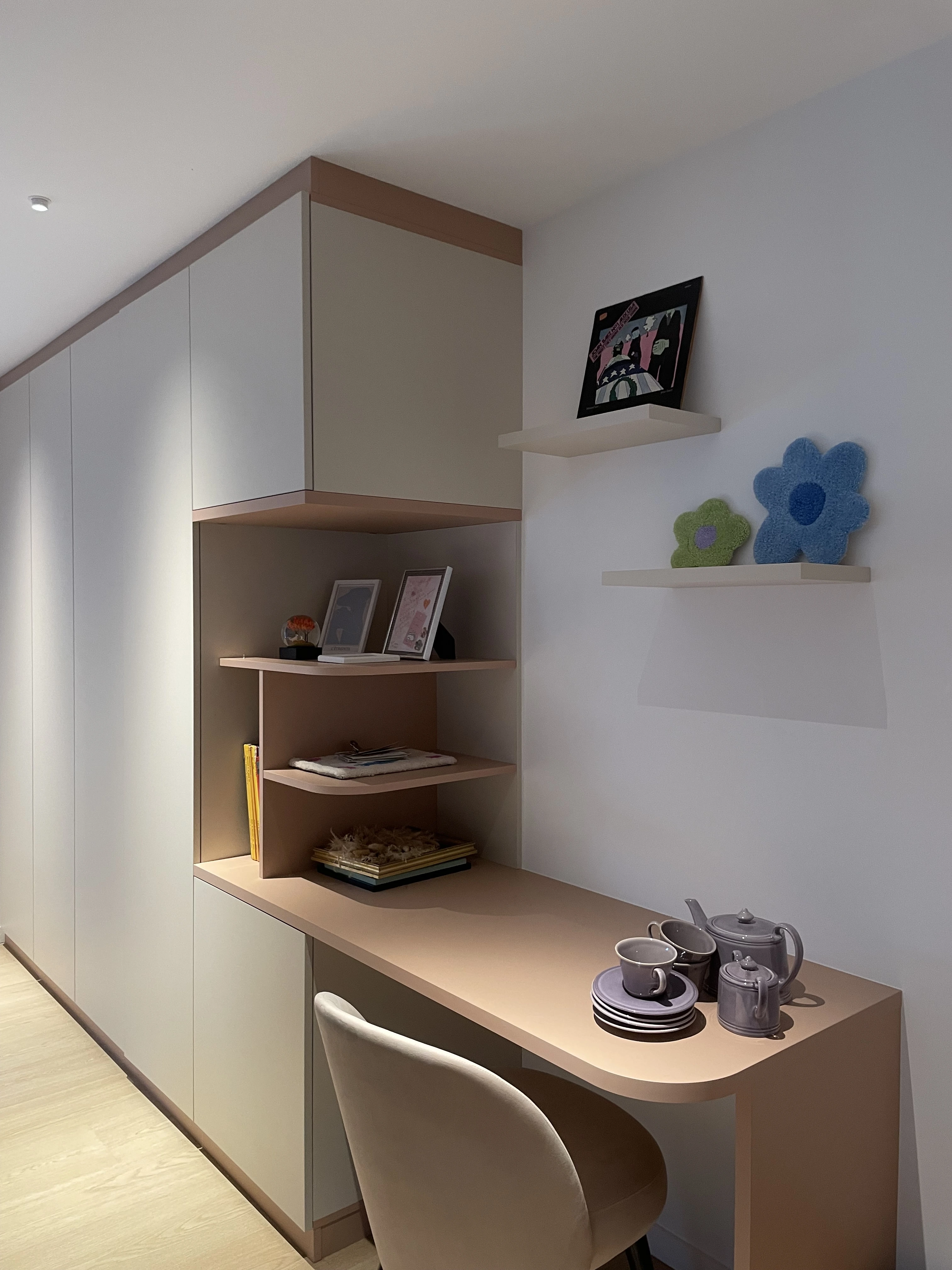 Dressing et bureau sur mesure à Brunstatt-Didenheim (Haut-Rhin, 68)
