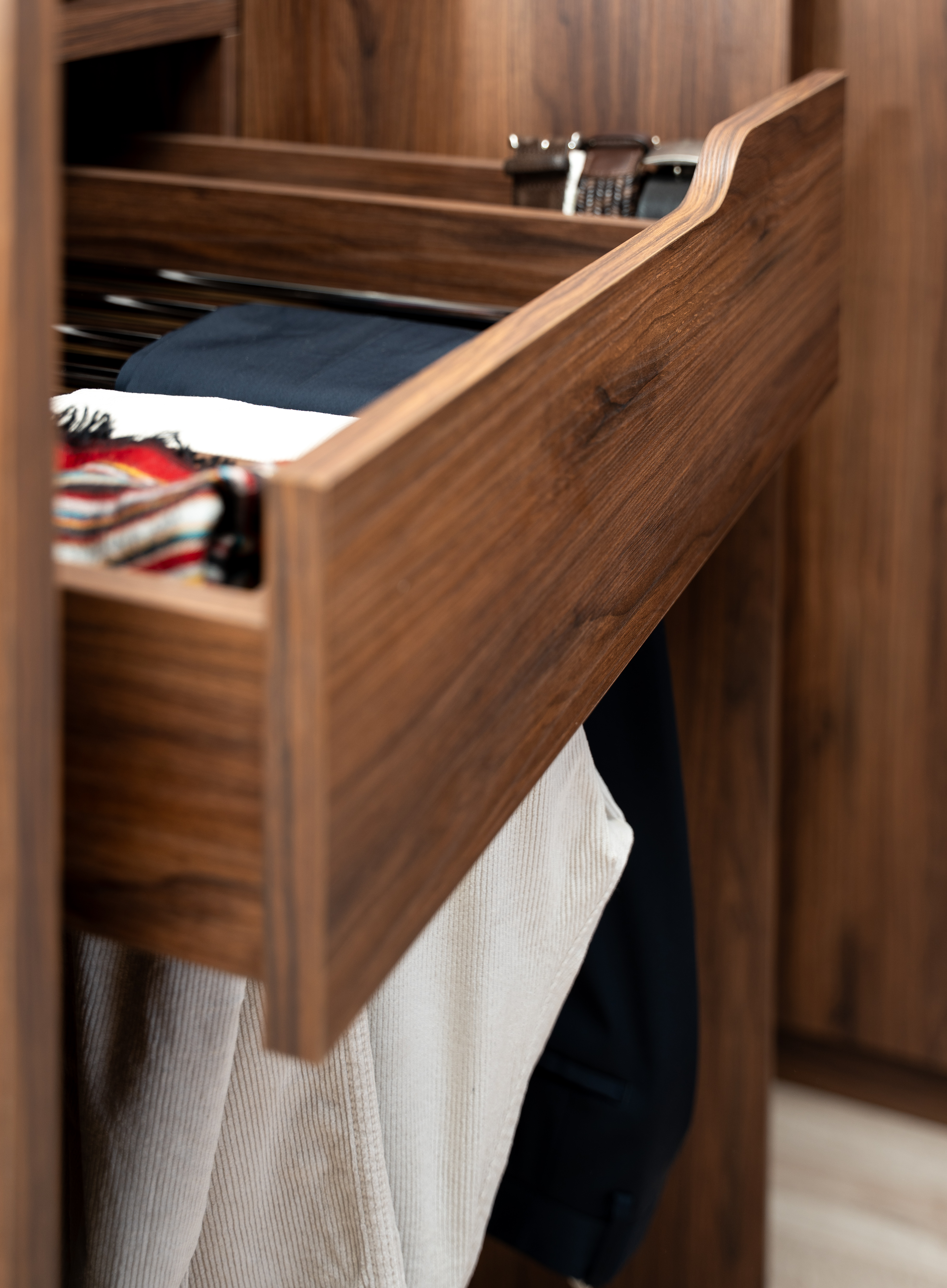 OU FAIRE SON DRESSING SUR MESURE ?