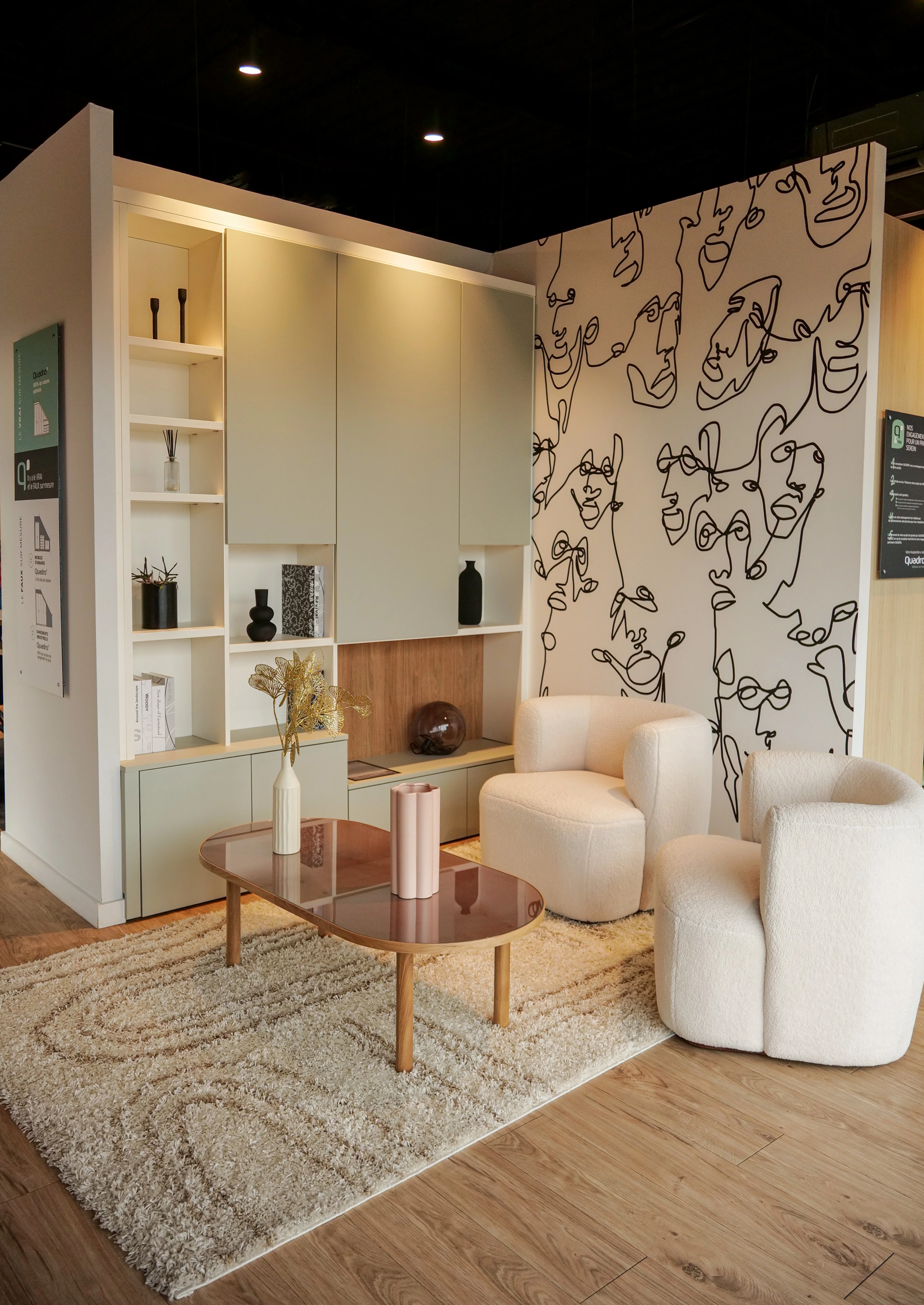 Exposition d'une bibliothèque à saisir, à petit prix !