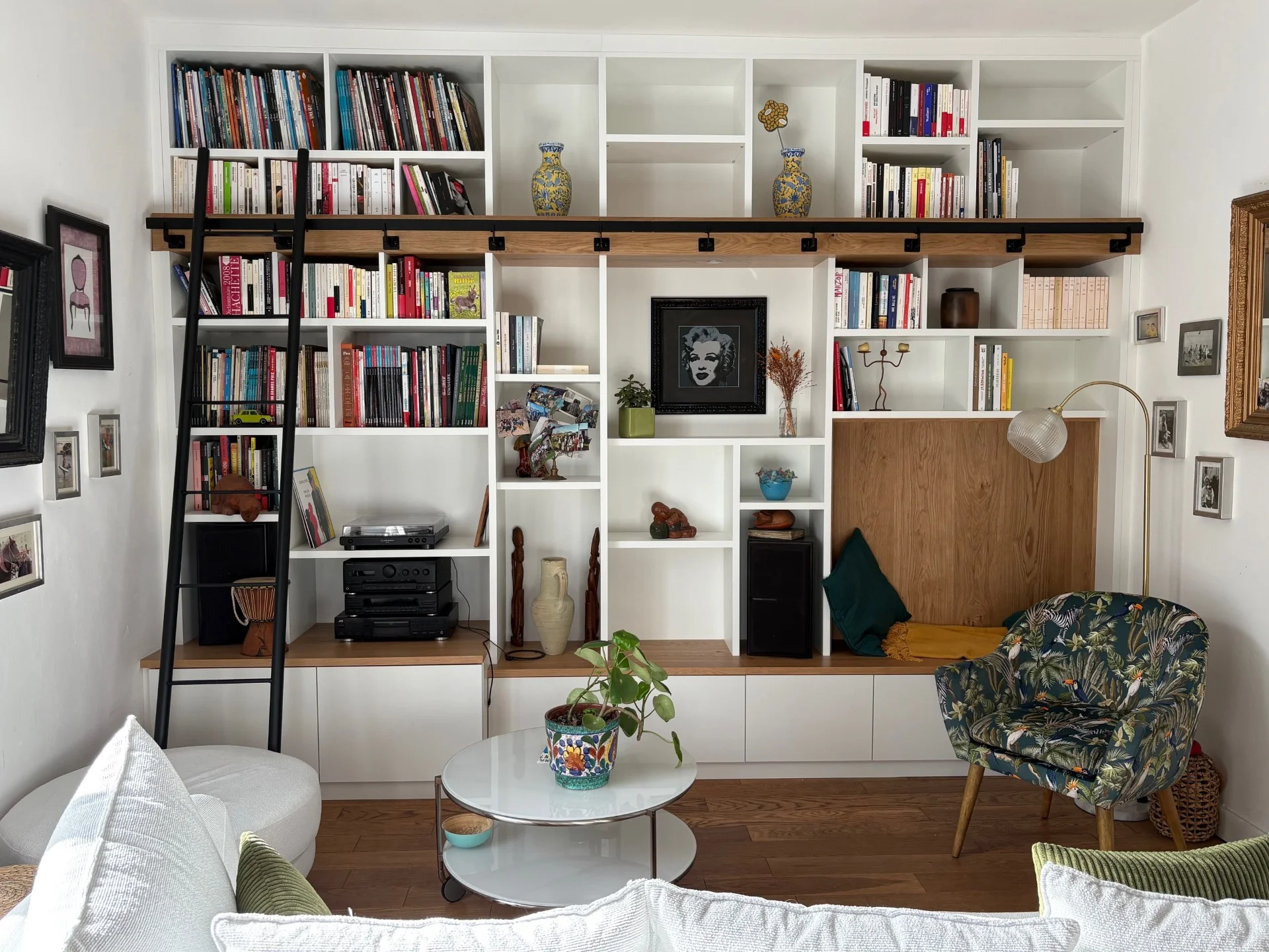 Meuble salon bibliothèque