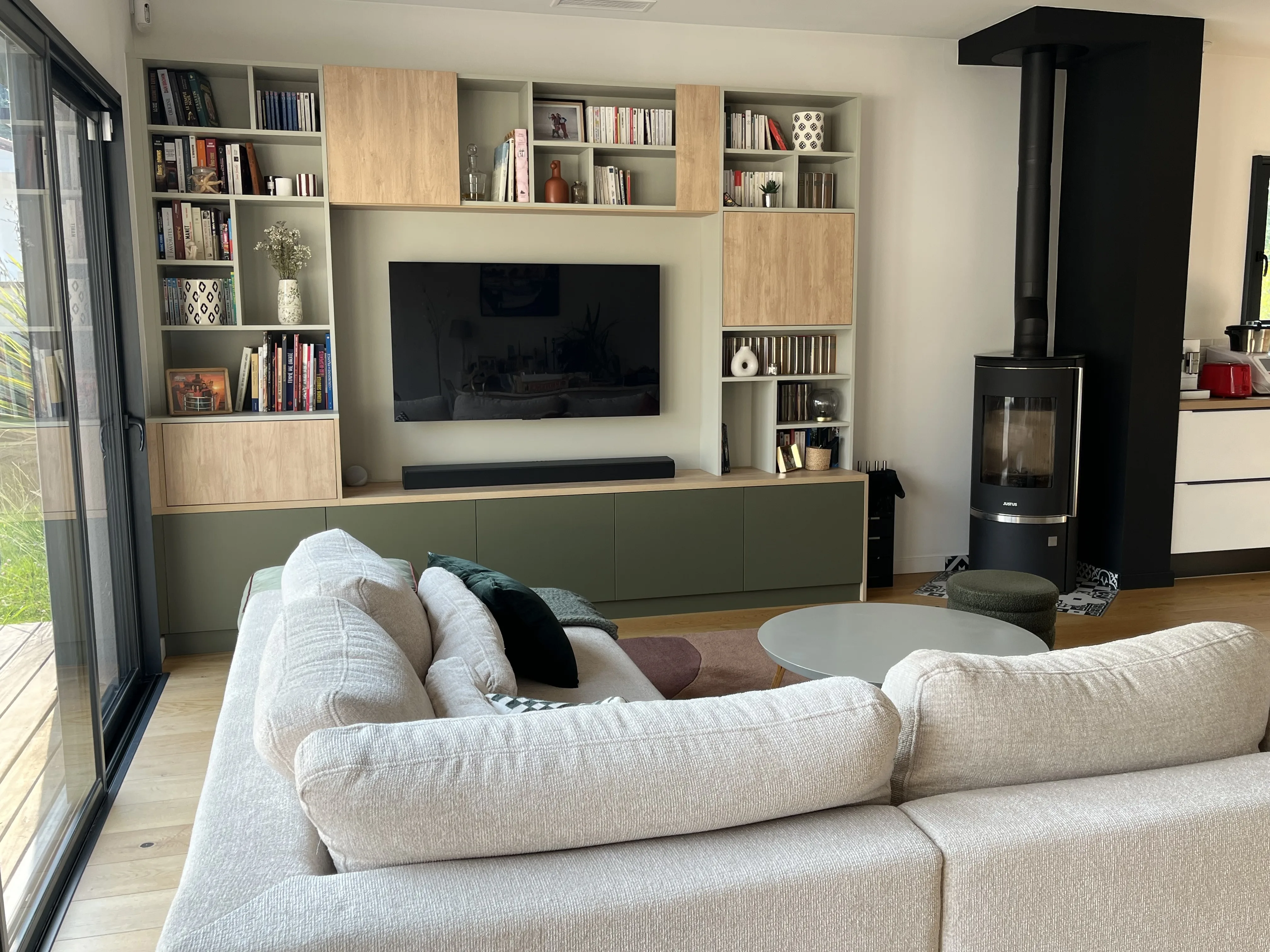 Meuble TV et bibliothèque
