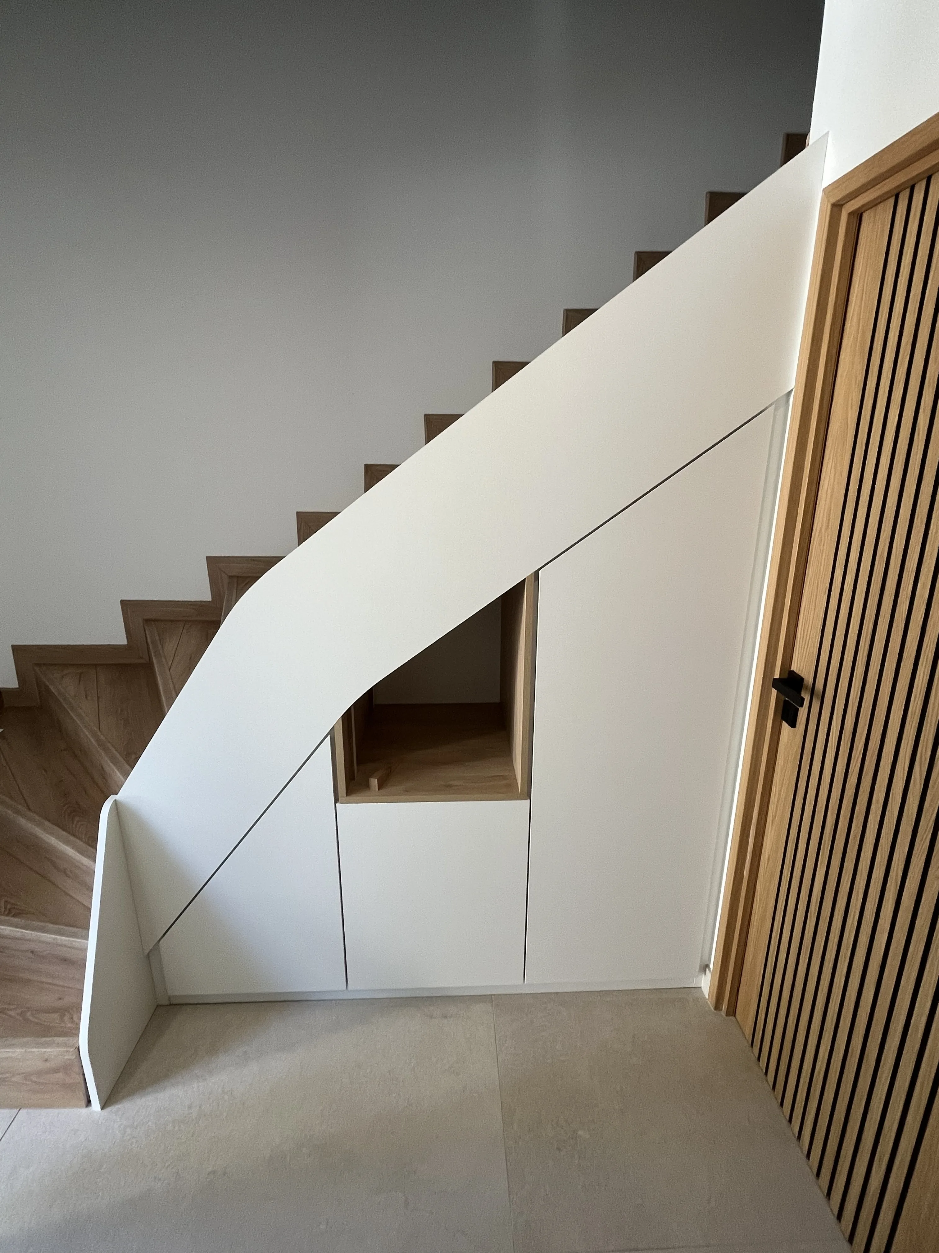 Sous escalier