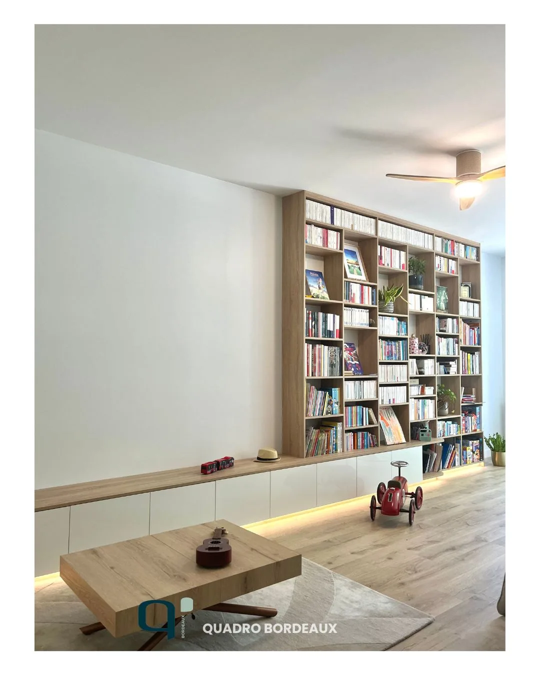 Une bibliothèque toute en lumière